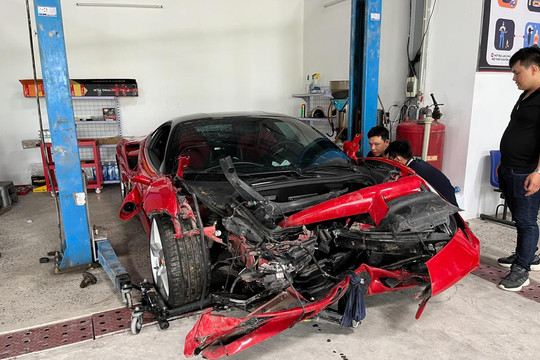 Cận cảnh hiện trạng hư hỏng nặng nề của siêu xe Ferrari 488 GTB bị tai nạn ở Hà Nội
