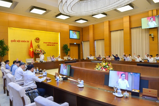 UBTVQH hướng dẫn thực hiện hoạt động giám sát văn bản quy phạm pháp luật