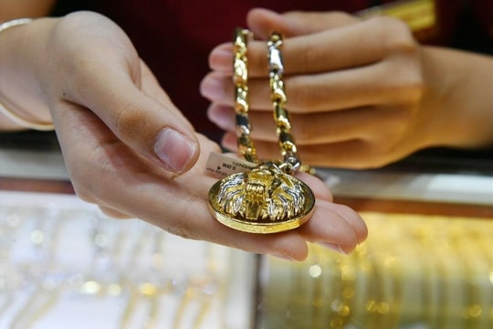 Chờ tin nóng từ Mỹ, vàng khó lấy lại mức đỉnh