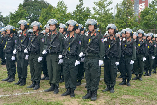 Công an TPHCM thành lập Trung đoàn Cảnh sát cơ động dự bị chiến đấu