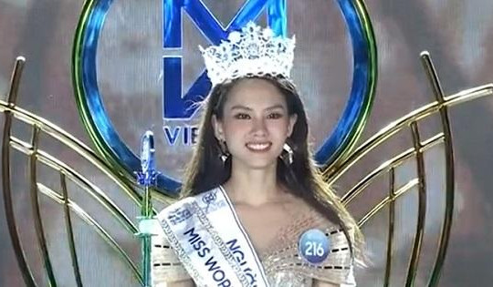 Huỳnh Nguyễn Mai Phương đăng quang Miss World Vietnam 2022