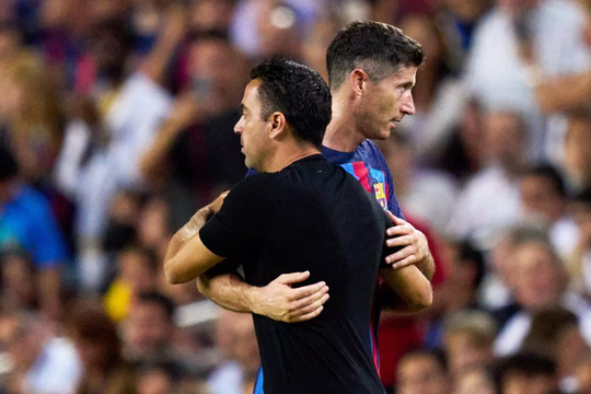 La Liga khai mạc: Barca và một giải đấu bất thường