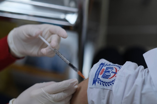 Việt Nam chưa tiêm vaccine phòng COVID-19 cho trẻ dưới 5 tuổi