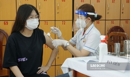 Hà Nội: Vaccine cúm A khan hiếm do nhu cầu tiêm phòng tăng vọt