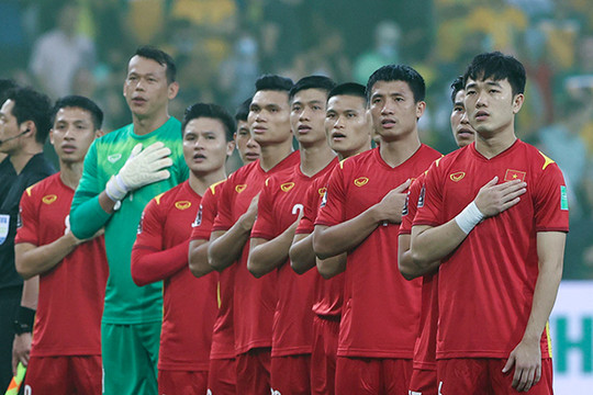 Tuyển Việt Nam mơ dự World Cup: Còn chờ ai?