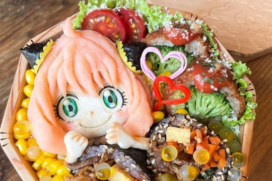 Ngỡ ngàng trước hộp cơm bento mẹ Nhật dành hàng giờ chuẩn bị cho con