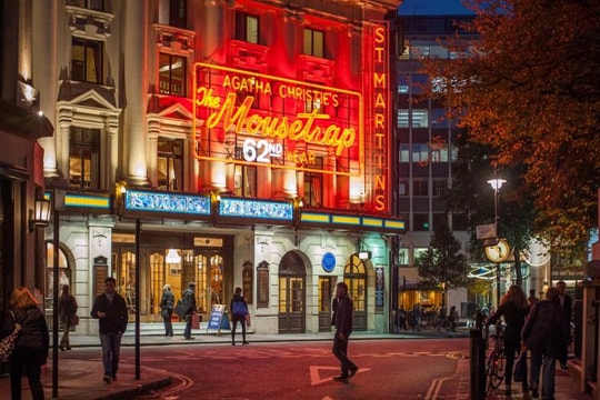 Một đêm tiệc tùng ở thủ phủ ăn chơi của London