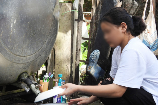 Thiếu nữ bị lừa bán sang Campuchia: Bị ép dùng tình lừa tiền và "săn" người