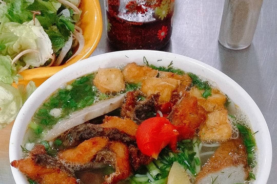 Tờ Bưu điện Hoa Nam ca ngợi 3 món ăn Việt Nam độc đáo