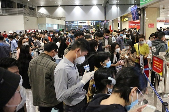 Sân bay Tân Sơn Nhất lên phương án đón 120.000 khách mỗi ngày dịp 2/9