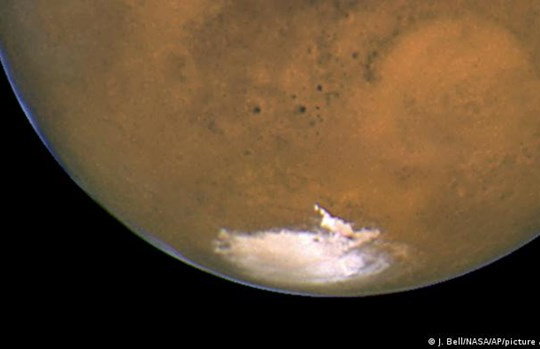 Cơ quan Hàng không và Vũ trụ Mỹ hoãn phóng tàu thăm dò Mặt Trăng