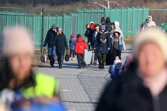 Người tị nạn Ukraine ở Anh chia sẻ về hoàn cảnh khó khăn