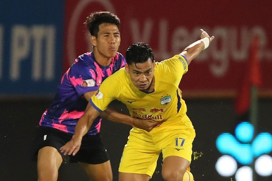 Hoàng Anh Gia Lai tụt lại trong cuộc đua vô địch V.League 2022