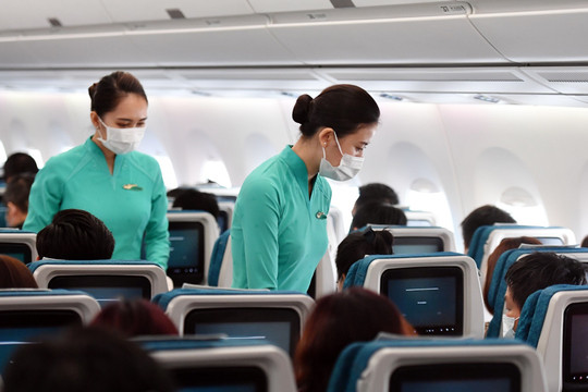 Âm vốn 4,9 nghìn tỷ, Vietnam Airlines chi 42 tỷ khen thưởng nhân viên