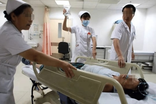 Người phụ nữ 48 tuổi nhập viện cấp cứu vì 1 loại "thức ăn" nhiều người rất thích