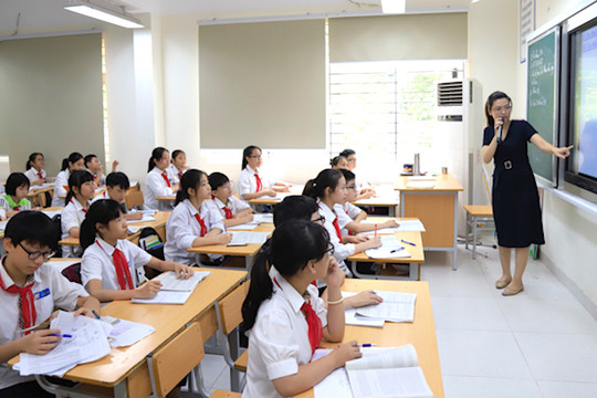 Hà Nội sẽ bổ sung hơn 2.300 biên chế giáo viên năm học 2022 - 2023