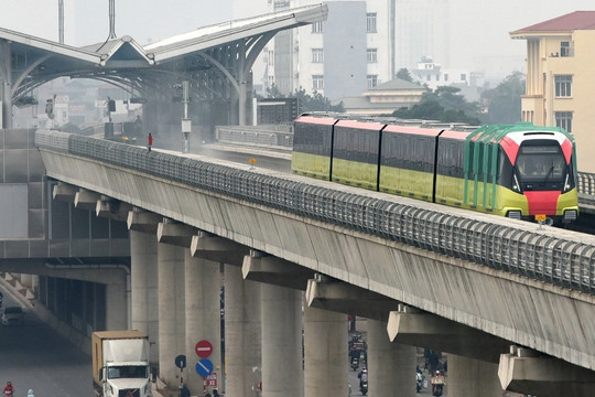 Hà Nội xin lùi thời hạn vận hành metro Nhổn - ga Hà Nội thêm 5 năm