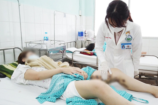 Chi 8 triệu đồng trị rạn da tại spa, cô gái 24 tuổi bị nhiễm trùng nặng