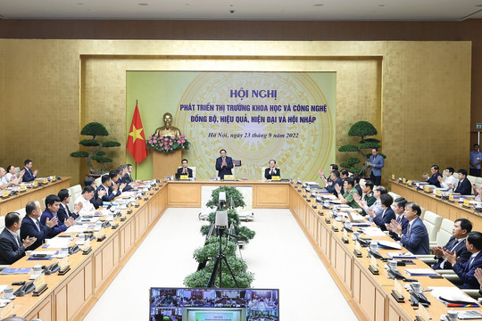 Hình ảnh Thủ tướng chủ trì hội nghị phát triển khoa học, công nghệ