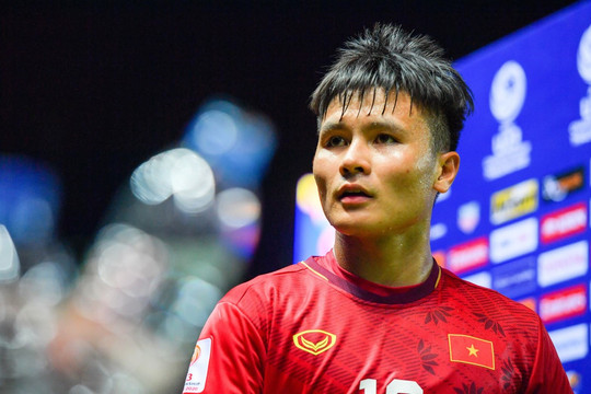 Quang Hải cân nhắc trở về đá AFF Cup 2022: Được gì, mất gì?