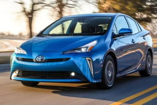 Vì sao Toyota do dự với xe điện?