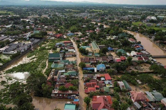 Siêu bão Noru khiến 5 người thiệt mạng ở Philippines