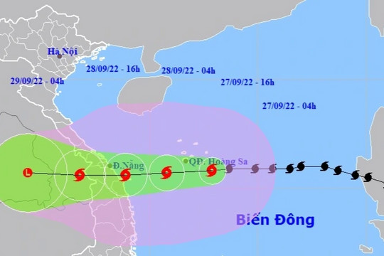 Bão Noru tăng lên cấp 14, nhiều tỉnh miền Trung mưa to