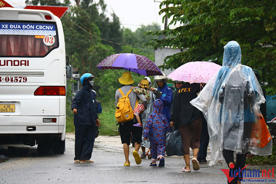 Cục CSGT khuyến cáo không đi cao tốc Đà Nẵng - Quảng Ngãi khi bão đổ bộ