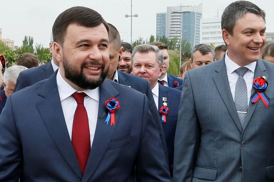 Lãnh đạo hai vùng ly khai Ukraine đến Moscow để hoàn thành thủ tục sáp nhập