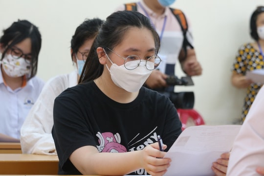 Còn 3 ngày để xác nhận nhập học, nhiều thí sinh tâm lý ‘nửa ở nửa về’