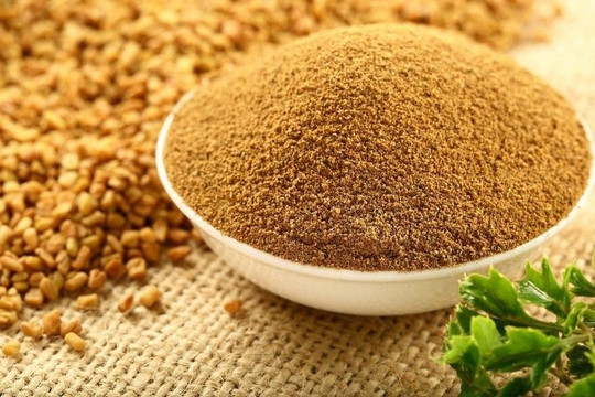 Lợi ích của bột cỏ cà ri đối với sức khỏe