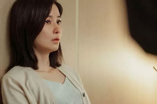 Đến tận khi chồng mua két sắt, tôi mới biết sự thật về tiền lương của anh