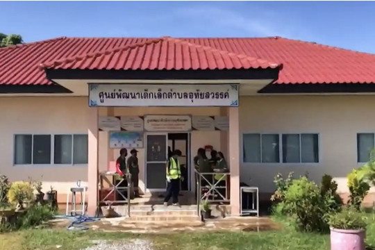 Ám ảnh kinh hoàng của cô giáo thoát chết trong vụ xả súng ở nhà trẻ Thái Lan
