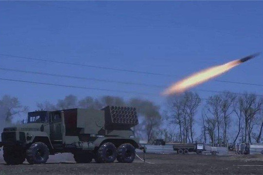 'Hỏa thần nhiệt áp' Cheburashka khai hỏa ở miền Đông Ukraine