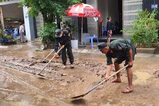 Khắc phục hậu quả lũ lụt chưa xong, Bình Định lại sắp hứng đợt mưa lớn