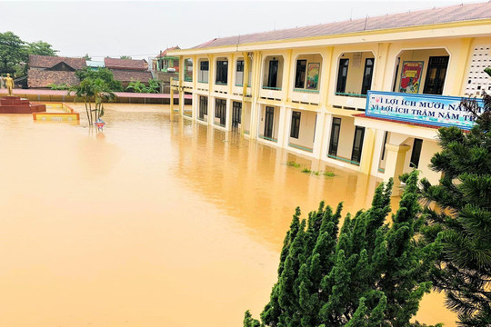Thêm địa phương cho học sinh nghỉ do triều cường dâng cao, ngập lụt
