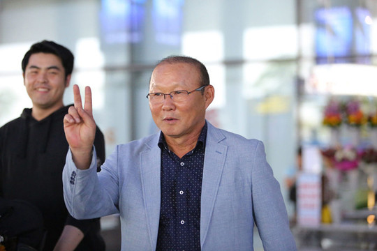 VFF và HLV Park Hang Seo đàm phán hợp đồng: Khi tiền lương là rào cản