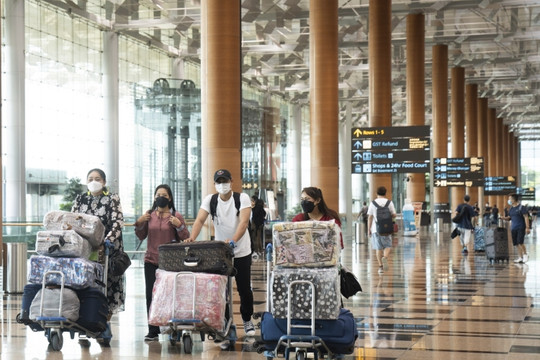 Giá vé máy bay đến châu Á tăng cao