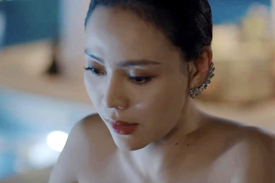 Điều không ngờ của nữ diễn viên đóng cảnh nóng táo bạo với Việt Anh