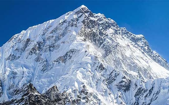 Đỉnh Everest và lịch sử chết chóc của nóc nhà thế giới