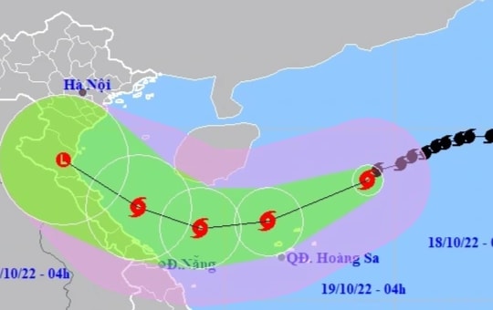 Bão số 6 tăng cường độ, hướng vào Quảng Bình - Hà Tĩnh