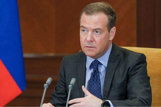 Ông Medvedev cảnh báo Israel chớ cung cấp vũ khí cho Ukraine