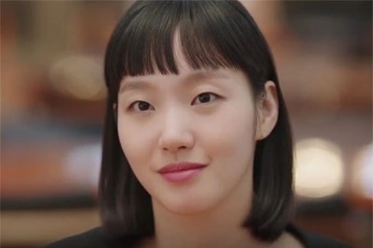 Chọn những thứ rẻ tiền nhất để tặng em, hơn một năm qua anh tiết kiệm thêm được mấy đồng?