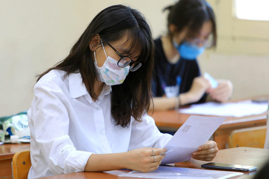 Ý kiến trái chiều về đề xuất bỏ lớp không chuyên trong trường chuyên