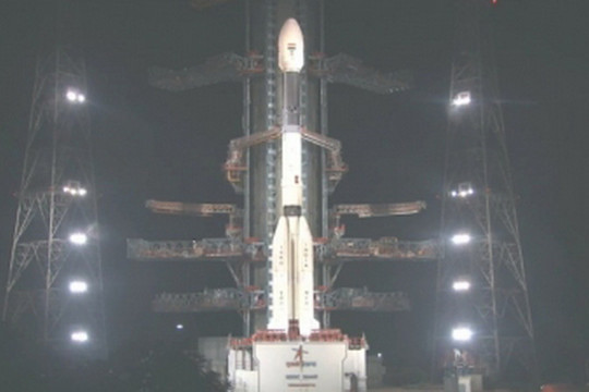 Ấn Độ phóng thành công 36 vệ tinh lên quỹ đạo Trái Đất thấp