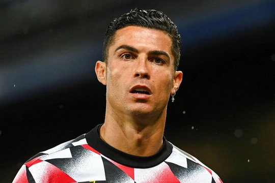 Cựu ngôi sao Arsenal nói ra sự thật phũ phàng về C.Ronaldo