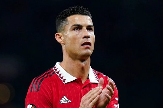 HLV Ten Hag ép C.Ronaldo rời Man Utd ngay đầu năm 2023