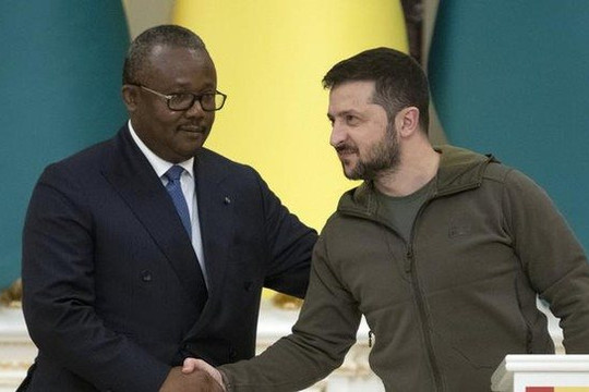 Tổng thống Guinea-Bissau gửi thông điệp từ ông Putin tới ông Zelensky