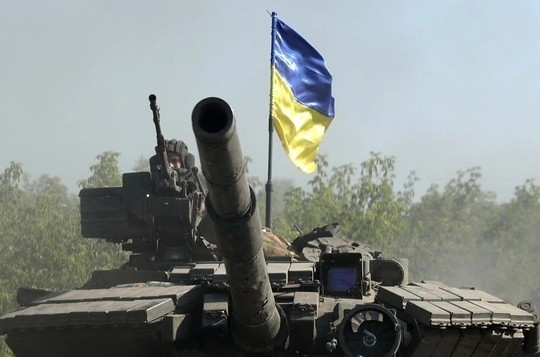 Nga dồn sức bảo vệ pháo đài Kherson, Ukraine thừa nhận phản công khó khăn