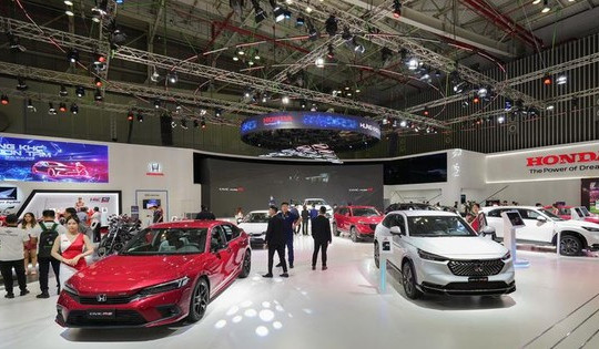Ngắm nhìn các mẫu xe hot và xe điện tại Vietnam Motor Show 2022